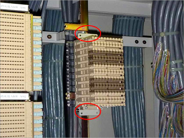 AMDF(RT-BOX)の端子盤取り付け金物の画像